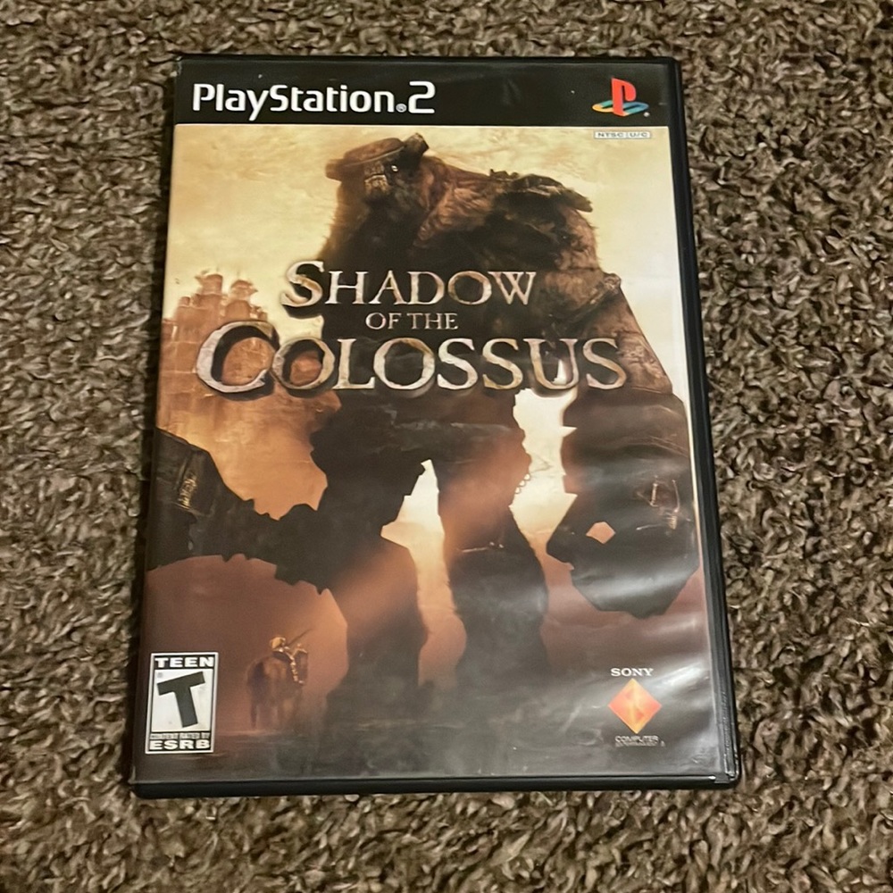 Shadow of the Colossus (Sony PlayStation 2, 2006) PS2 CIB Complete w/ Manual
